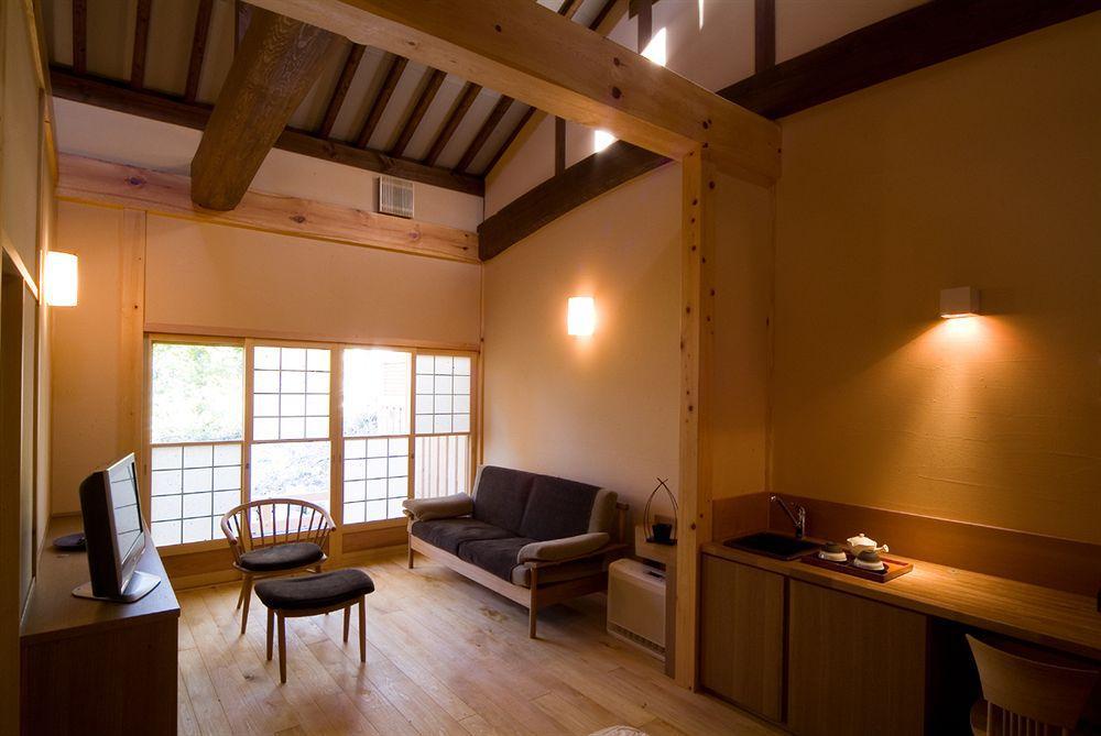 ريوكان مياما أوان تاكاياما المظهر الخارجي الصورة A room at the Kyoto Ryokan
