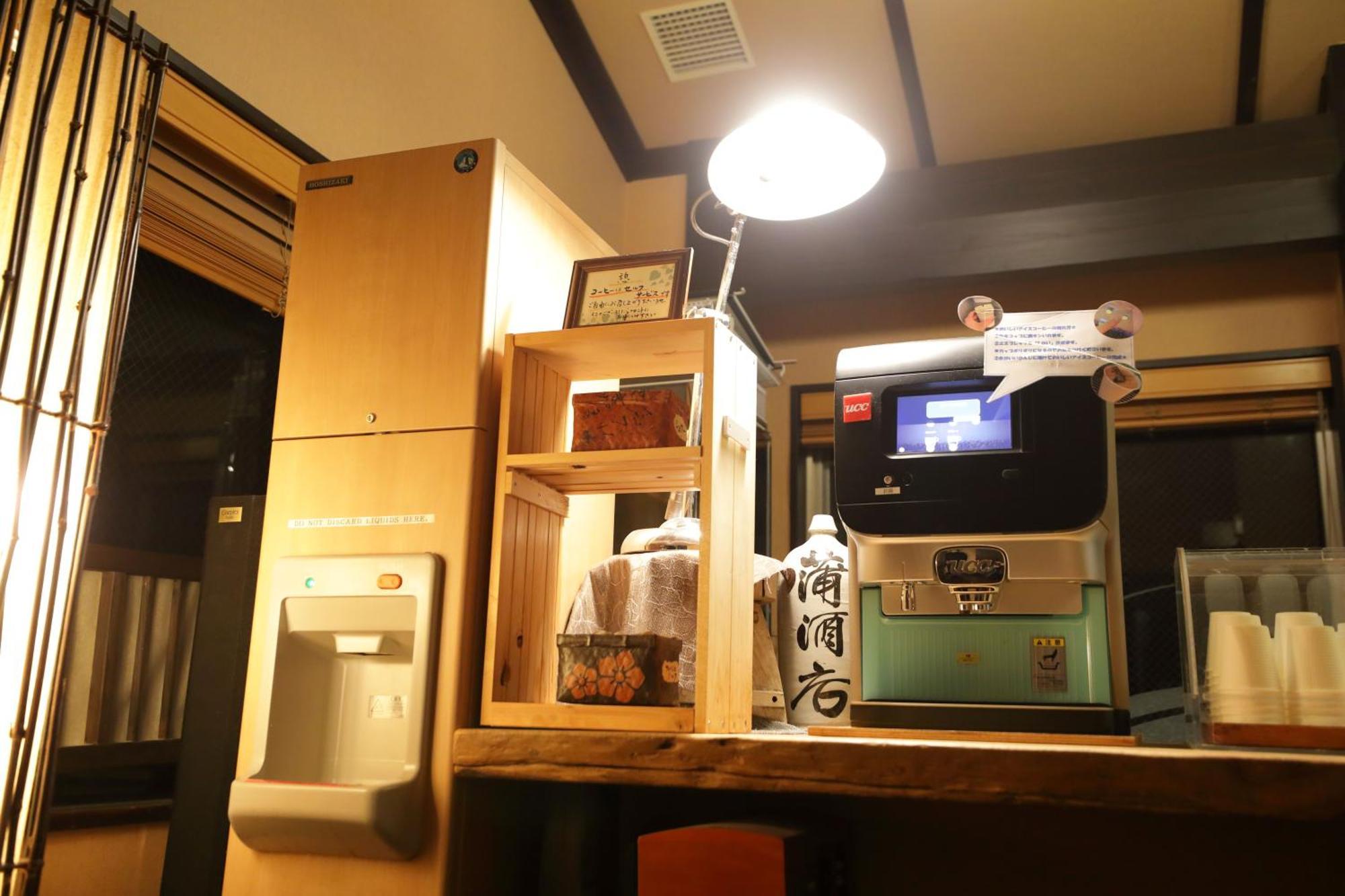 ريوكان مياما أوان تاكاياما المظهر الخارجي الصورة A coffee shop in Japan